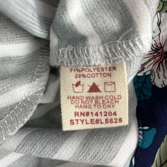 NWT Hem & Thread Extra Long Striped Top Size M - Picture 8 of 8